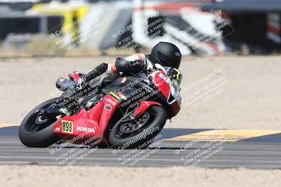 media/Apr-19-2025-CVMA (Sat) [[586b59ad56]]/Race 10-Amateur Supersport Middleweight/